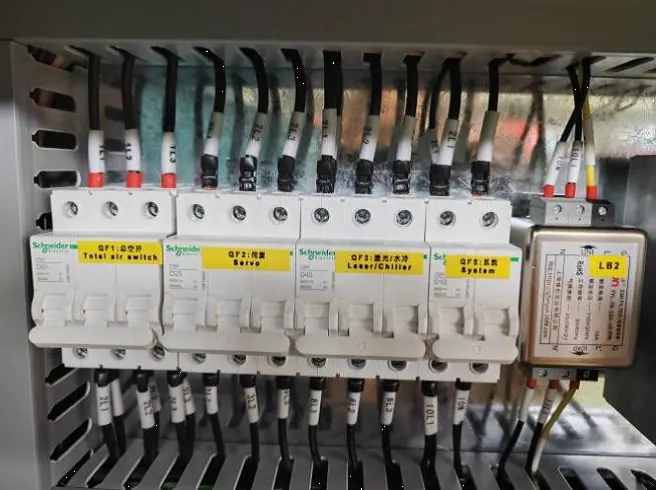 Schneider electric element